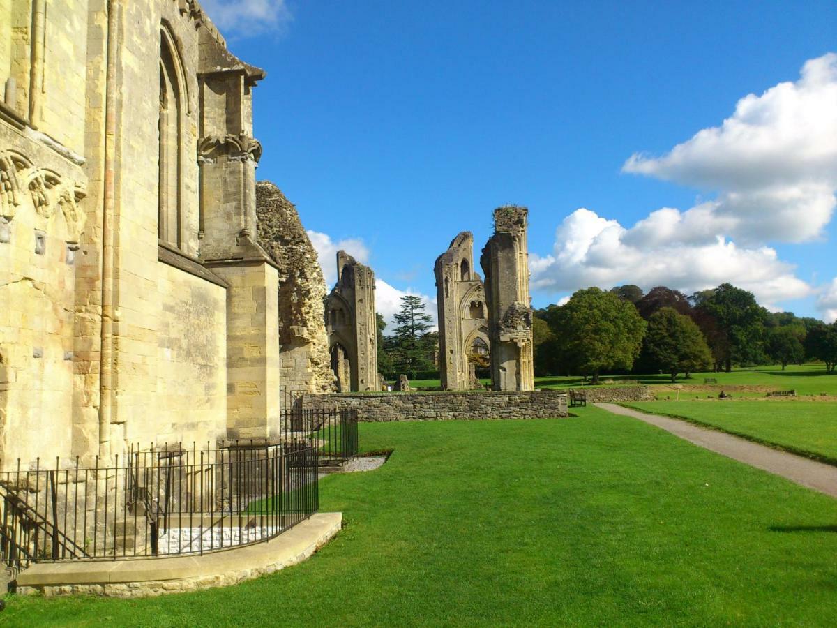 Hotel The Prophecy Of Light Retreat Glastonbury Exterior foto